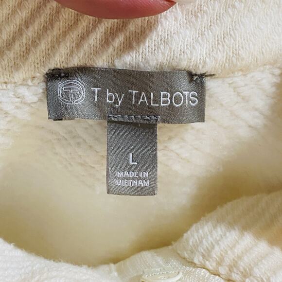 T Talbots Vest Womens L Ivory Quilted Button Front Pockets Classic Minimalist - Picture 3 of 5